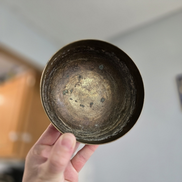 Etched Brass Floral Vintage Patina Bowl Dish Red Blue - Picture 4 of 5